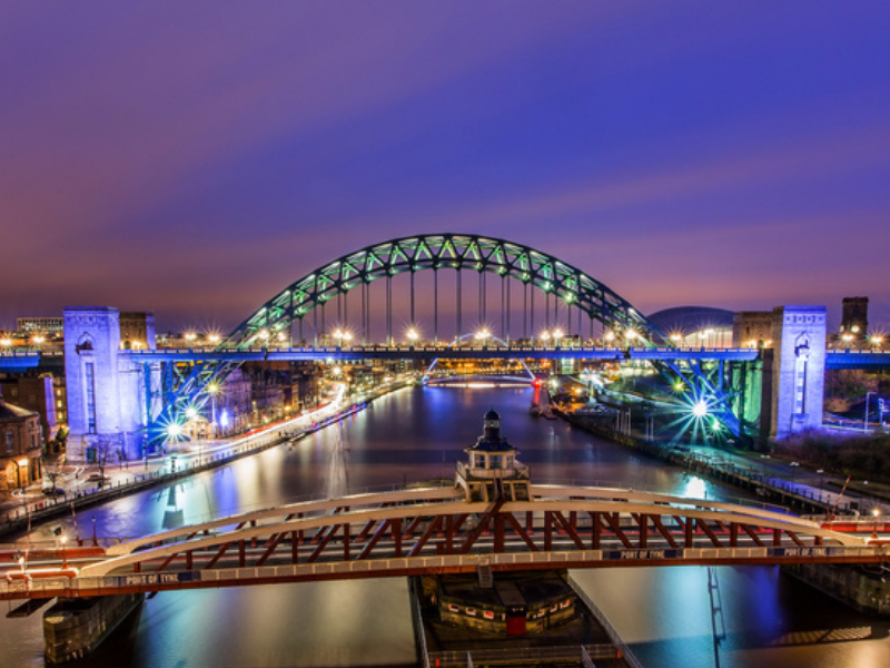 46218_800x600_Tyne_bridges